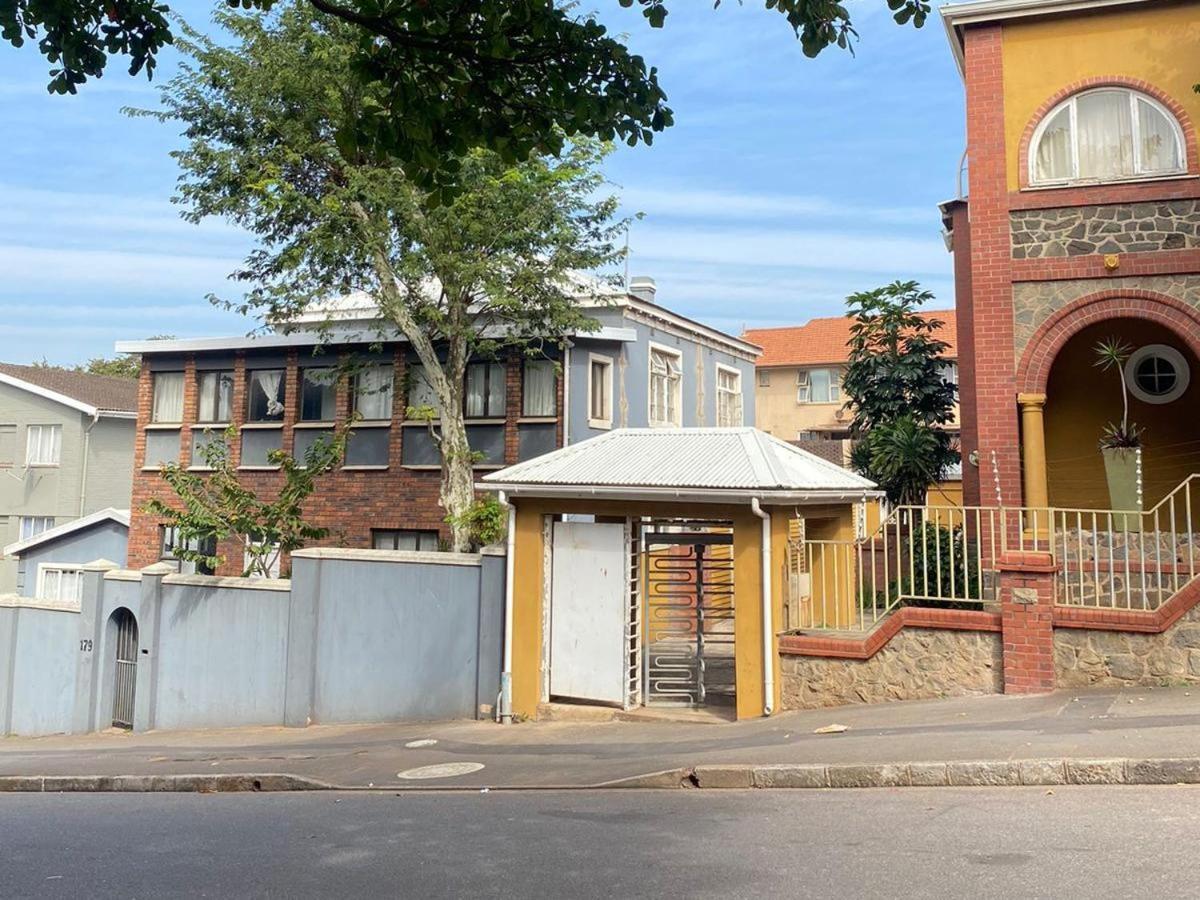 Bentley Backpackers Hostel Durban Buitenkant foto